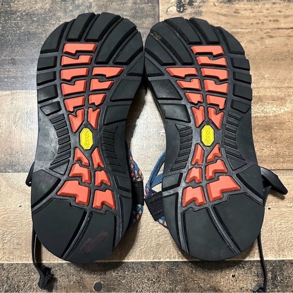 Chaco Multicolor Strapped Sandals - Picture 5 of 6